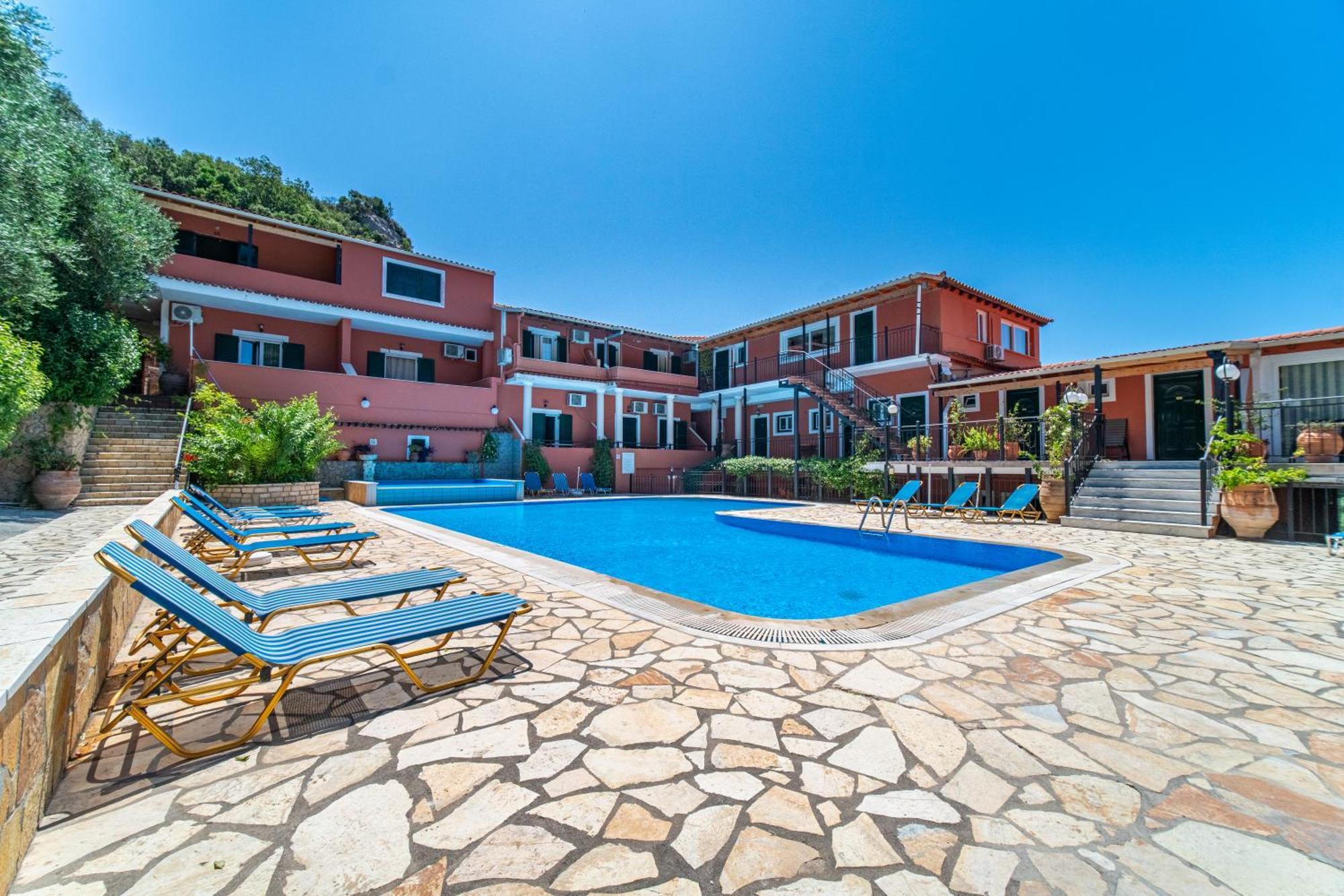 Arianna 17 * Paleokastritsa